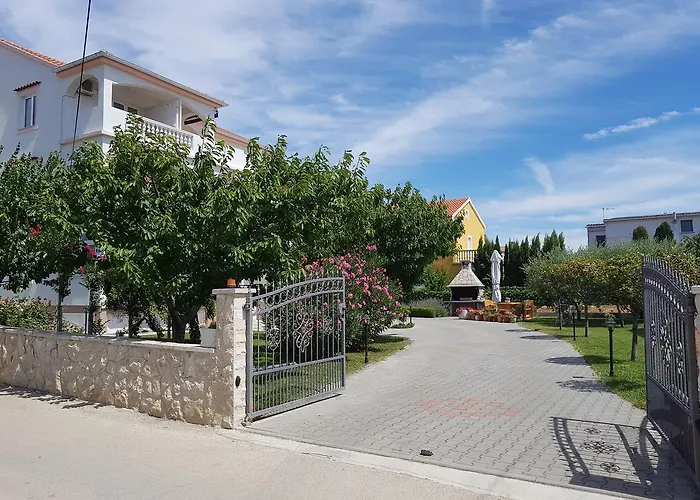 Sanja דירה