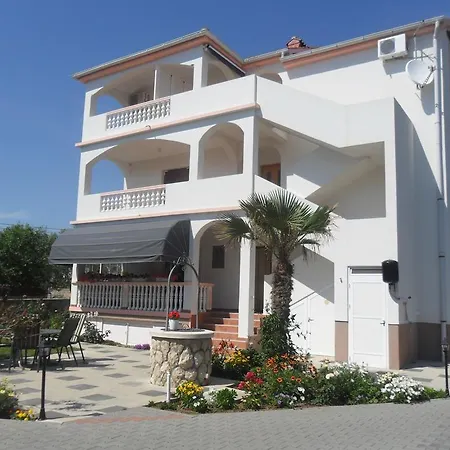 Apartamento Sanja *