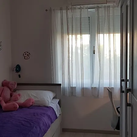 Sanja *
