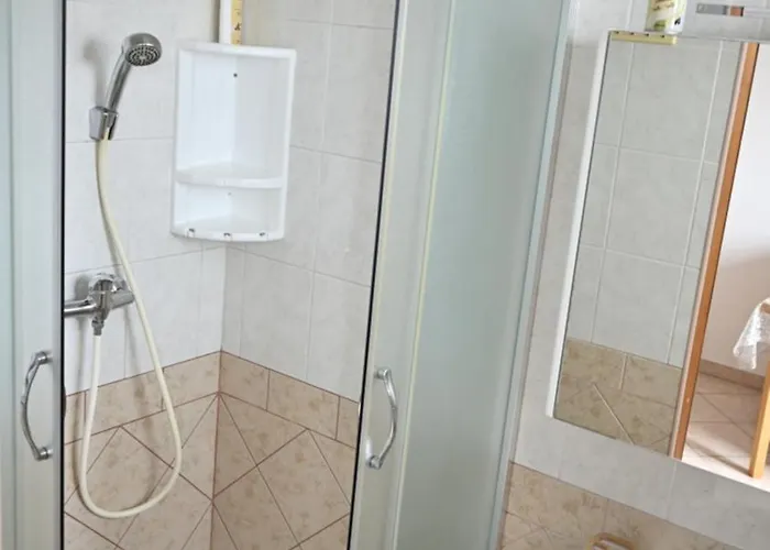 Apartmani Sanja Vrsi